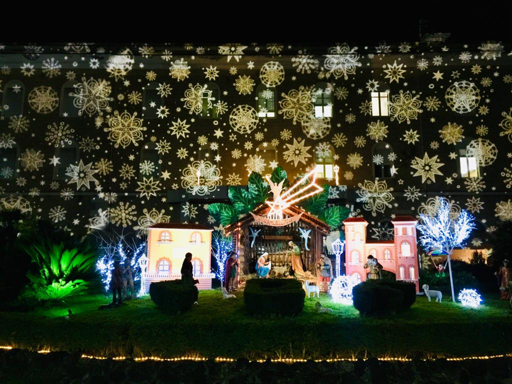 Benevento|Accensione albero della Carita’ ed inaugurazione del presepe storico all’Ospedale Sacro Cuore di Gesù
