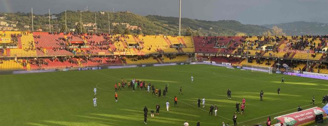 Il Benevento torna al successo: Viviani illumina la Strega. Poker alla Reggina