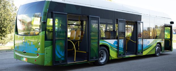 Flumeri| All’IIA il primo autobus elettrico italiano, il ministro Di Maio: ora la sfida è sulle commesse