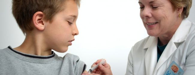 Vaccini ai più piccoli, si attende il “si” dell’Ema