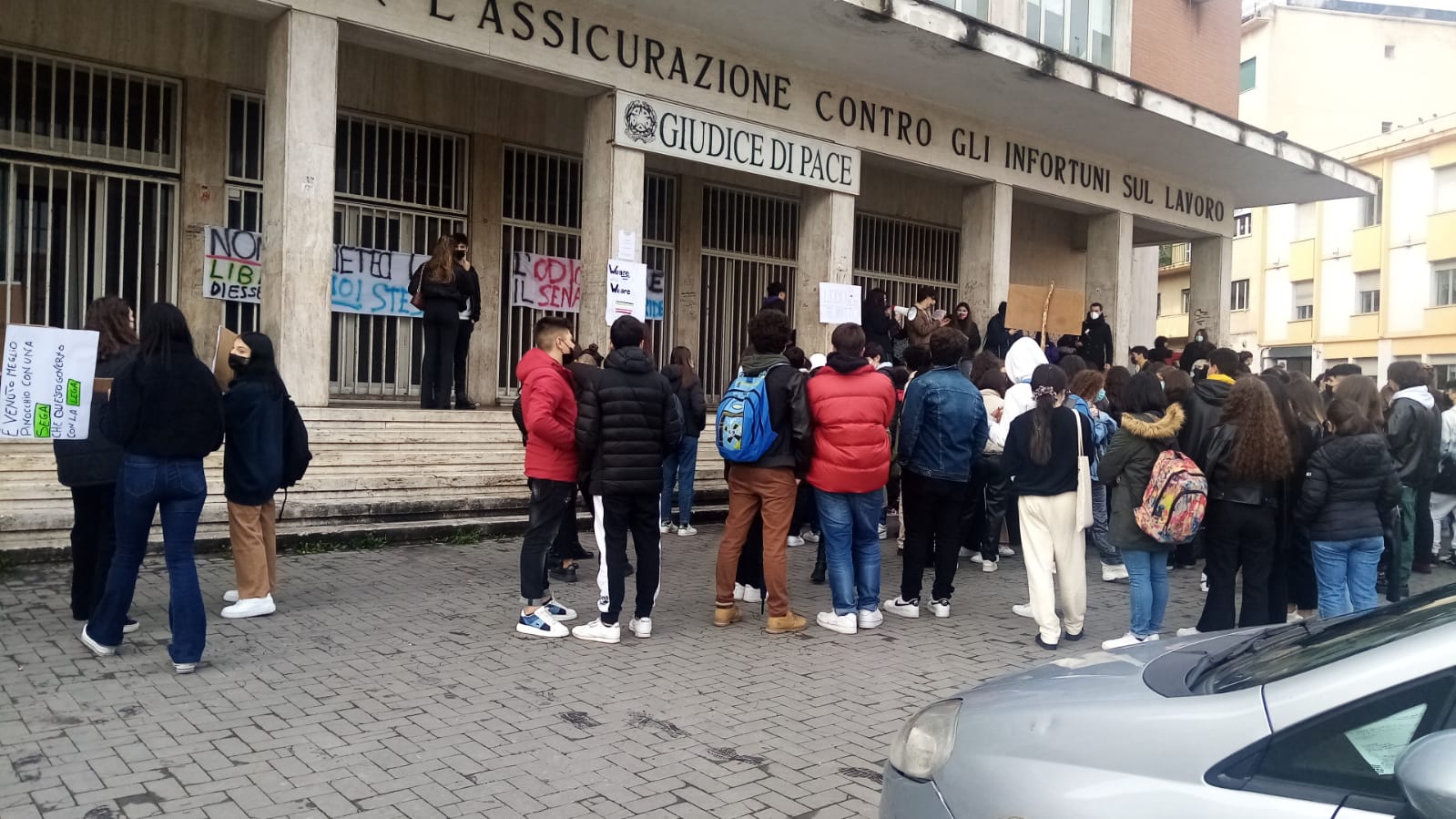 protesta studenti bn 8