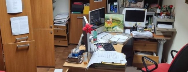 Raid al “Quotidiano del Sud”, pioggia di solidarietà per il vile gesto