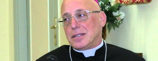 Diocesi Ariano-Lacedonia| Covid al ritiro spirituale, infettati il vescovo Melillo e 20 sacerdoti: messe sospese