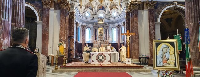 Avellino| Virgo Fidelis e “Giornata dell’Orfano”, in cattedrale la messa celebrata dal vescovo Aiello