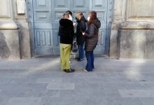 Mastella chiude le scuole, mamme in agitazione. Civico22 allerta l’ASL