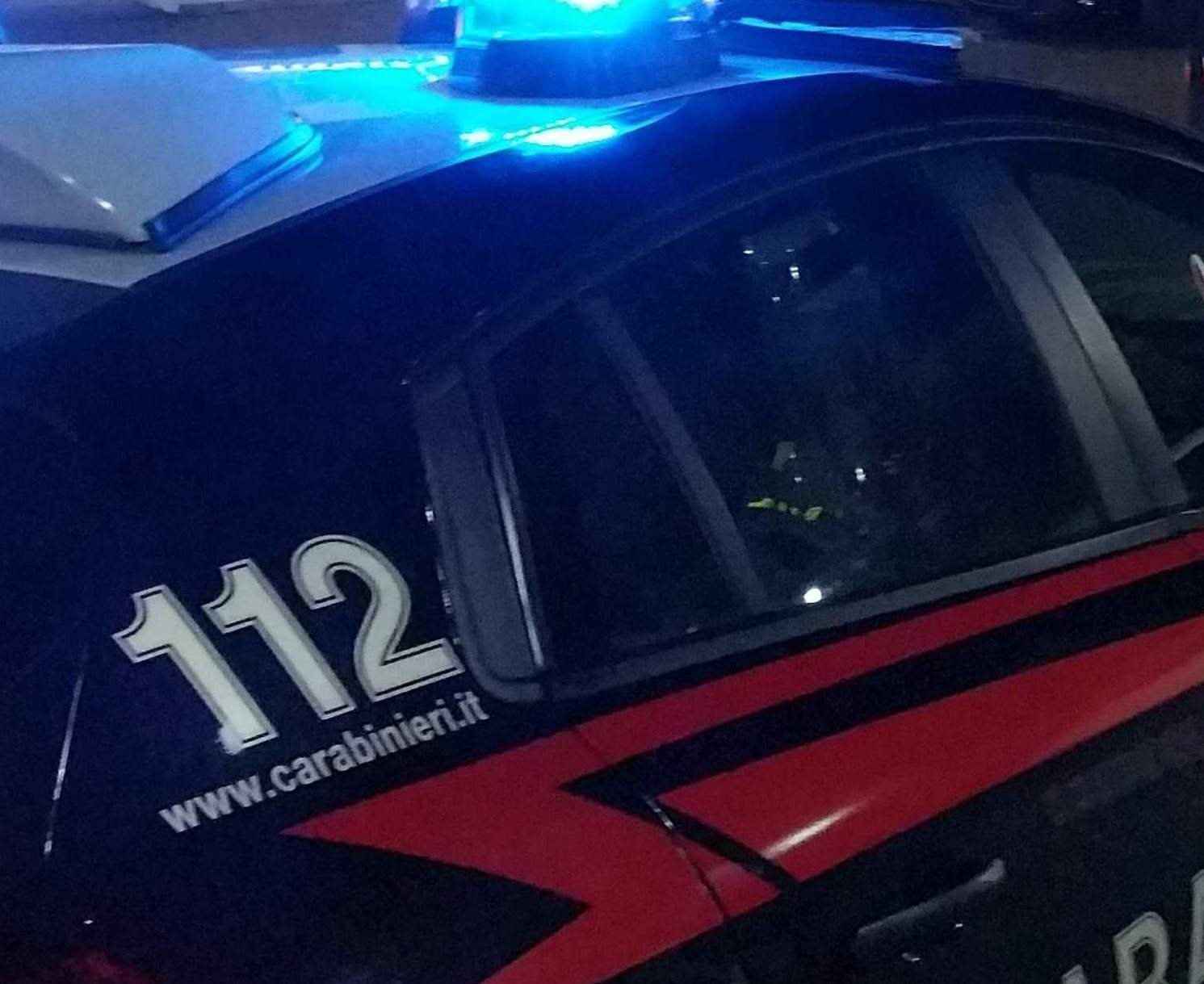 Montoro| In stato di ebrezza, investe un Carabiniere per fuggire a un posto di controllo: arrestato