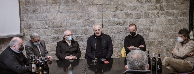 L’assessore regionale Caputo a Castelvenere: “Quale futuro per i vini campani?