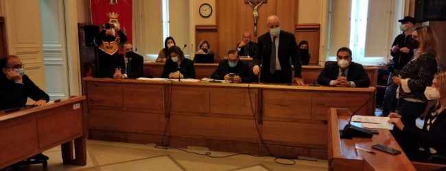 Consiglio, disco verde sul consolidato