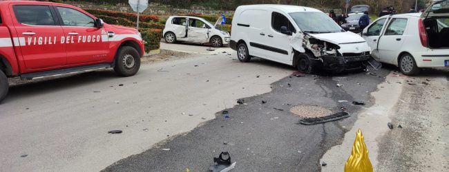 Flumeri| Incidente sulla strada statale 91, tre feriti trasportati all’ospedale “Frangipane”