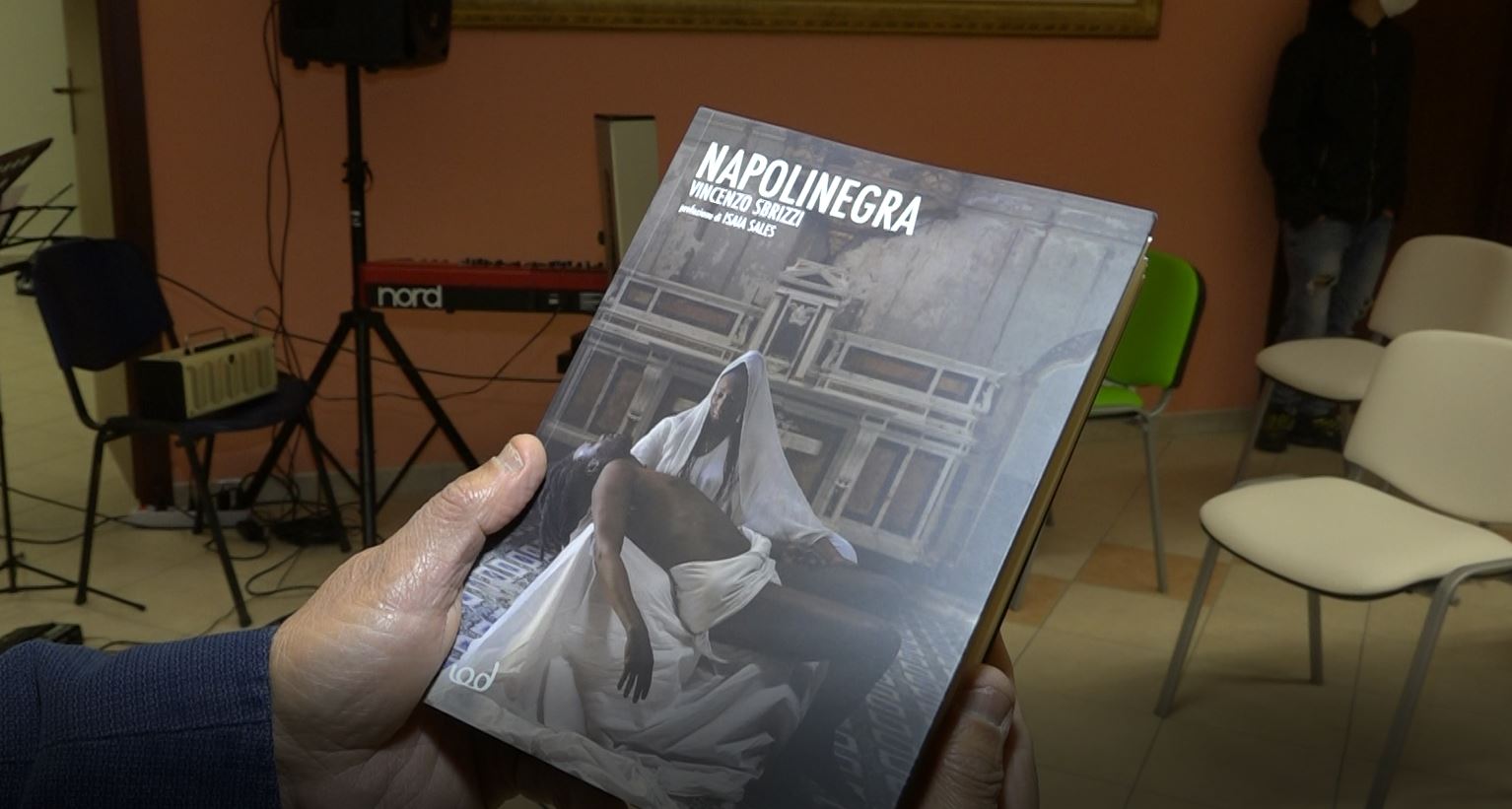 Torrioni|’NapoliNegra’, presentato il libro di Vincenzo Sbrizzi