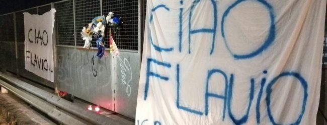 Benevento piange la scomparsa di Flavio, processione di auto e fiori sul luogo dell’incidente