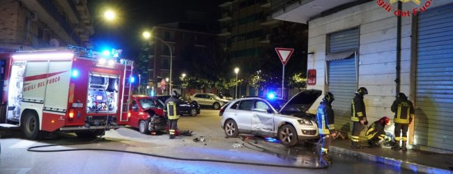 Avellino| Scontro tra due auto, conducenti in ospedale: danneggiata condotta del gas