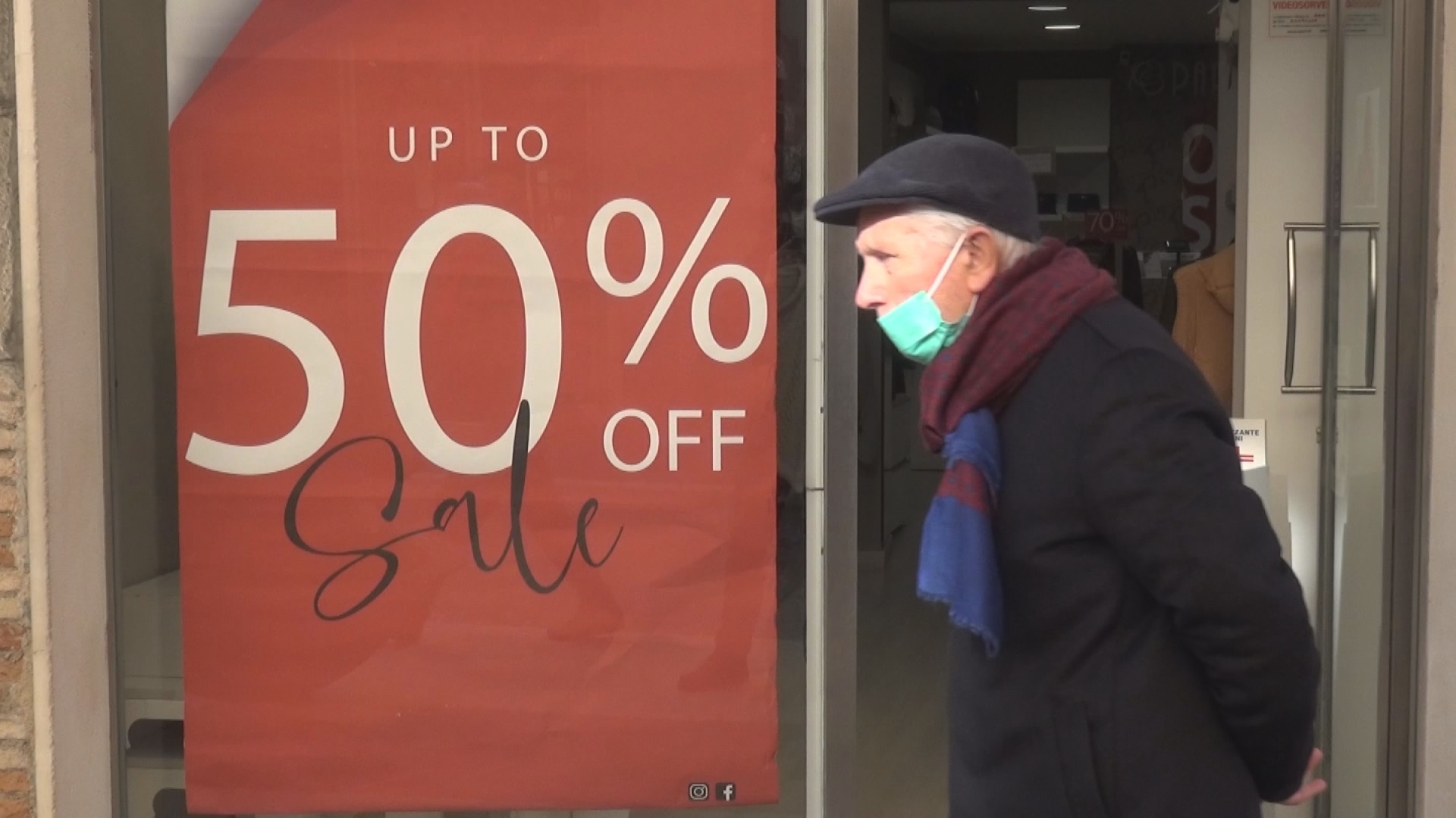 Benevento, al via lo shopping con i saldi: nella top 10 le scarpe