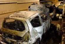 Forino| Auto in fiamme nella notte, il fuoco si propaga da una Citroen C2 ad una Fiat Punto: indagini in corso
