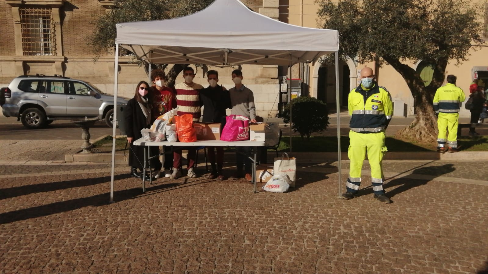 Benevento|Pacchi solidali in piazza Roma con il Comune e Forum dei Giovani