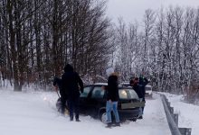 Neve nel Sannio e in Irpinia. Auto bloccate a Decorata, avventura a lieto fine per diversi automobilisti