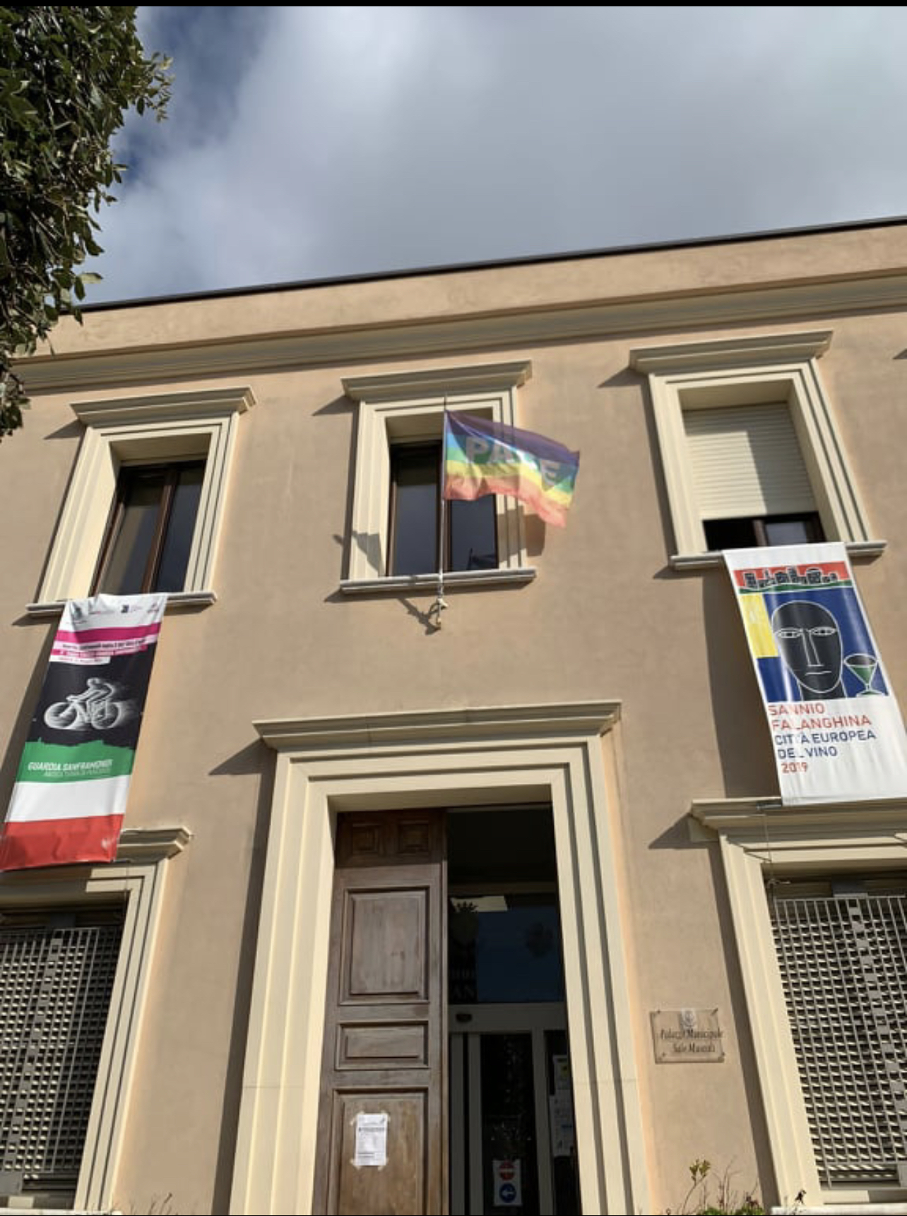 Guardia Sanframondi| Guerra in Ucraina, l’amministrazione comunale: “Tutti devono farsi promotori di un messaggio di pace”