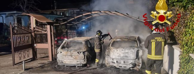 Serino| Due auto in fiamme nella notte, intervengono i vigili del fuoco