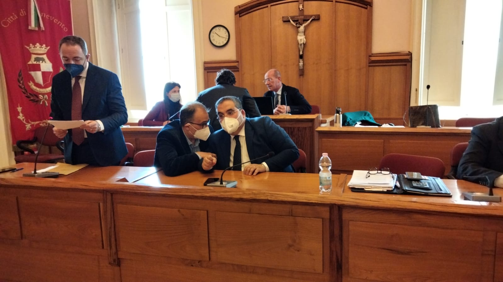 Benevento| Consiglio in aula, stampa fuori. Poi il ravvedimento