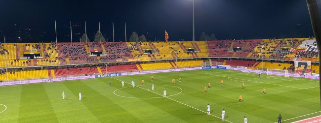 L’Ascoli fa bottino pieno al “Vigorito”, 2-0 al Benevento. Involuzione giallorossa, attacco ancora a secco