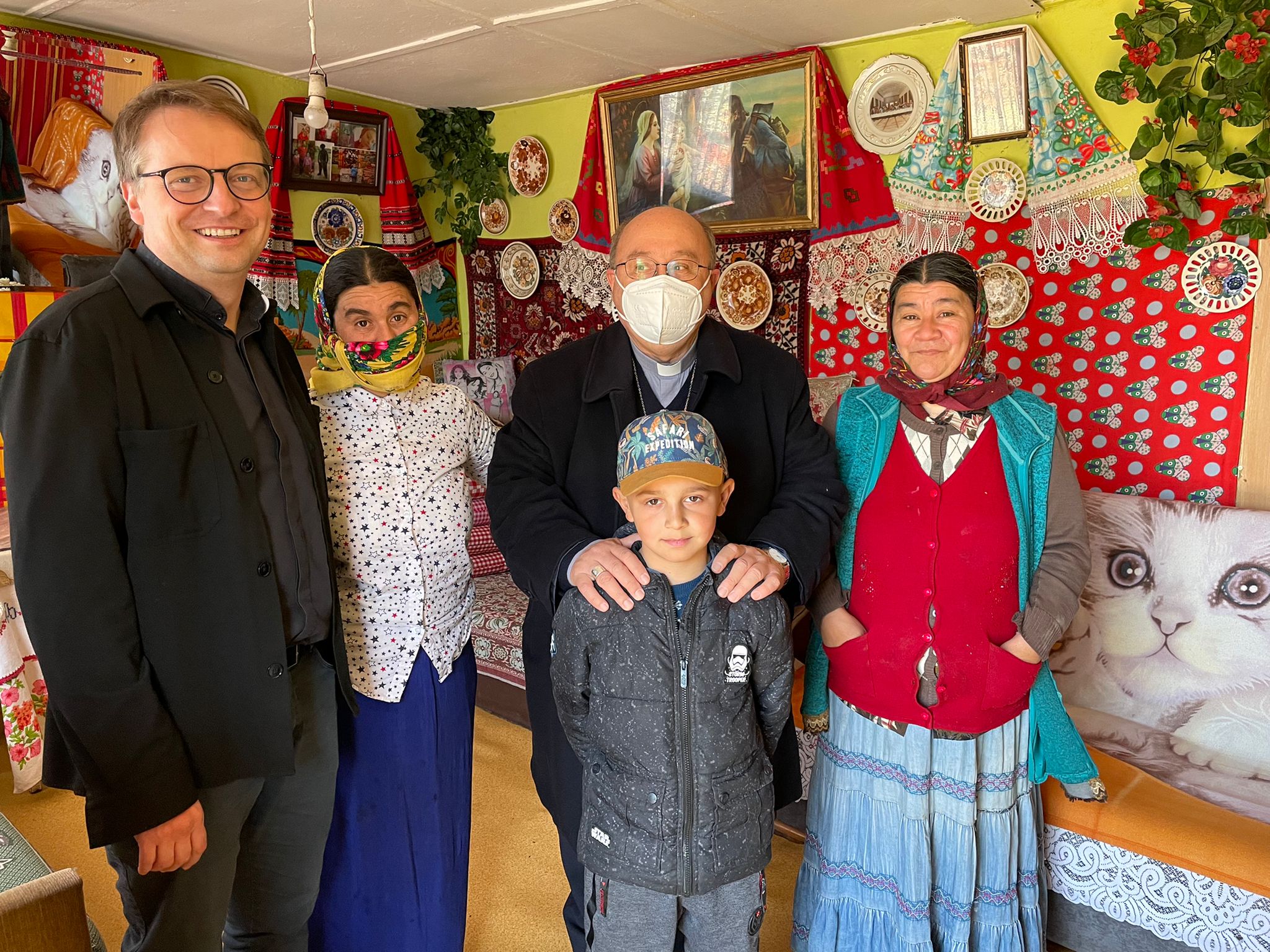 Viaggio umanitario in Polonia per il vescovo Mazzafaro: