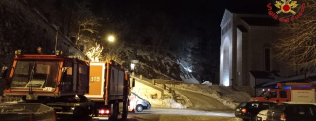 Montevergine| Bloccati nella neve vicino all’ex base Nato, 4 ragazzi salvati dai pompieri
