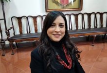 Molly si insedia al vertice della commissione edilizia