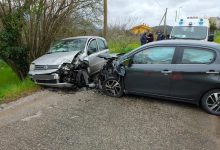 San Lorenzello, scontro tra due auto in via Riconca, due feriti