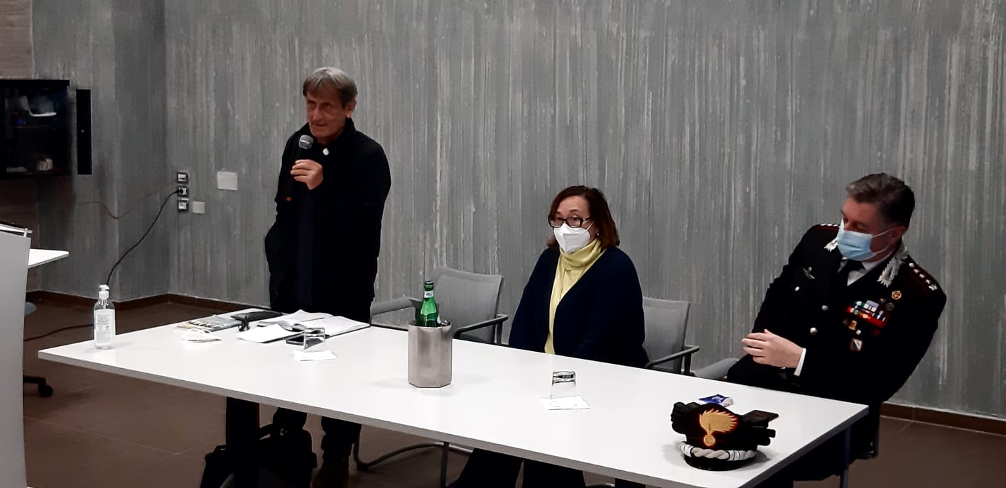 Avellino| Legalità all’Alberghiero “Rossi-Doria”, Don Aniello Manganiello: “Onestà e cultura per cambiare la società”
