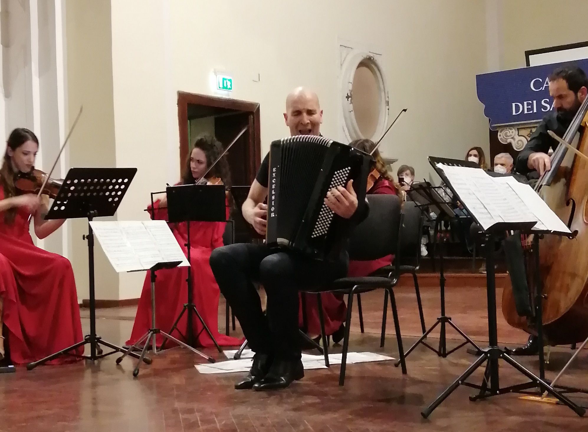 Benevento| Accademia Santa Sofia, successo per il concerto del fisarmonicista e bandoneonista Mario Stefano Pietrodarchi
