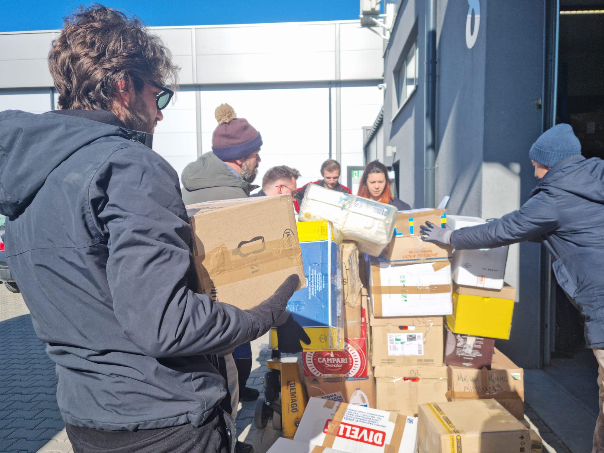 Da Avellino a Przemysl, l’assessore Luongo e le associazioni “Vera” e “Nuova Dimensione” portano pacchi agli ucraini