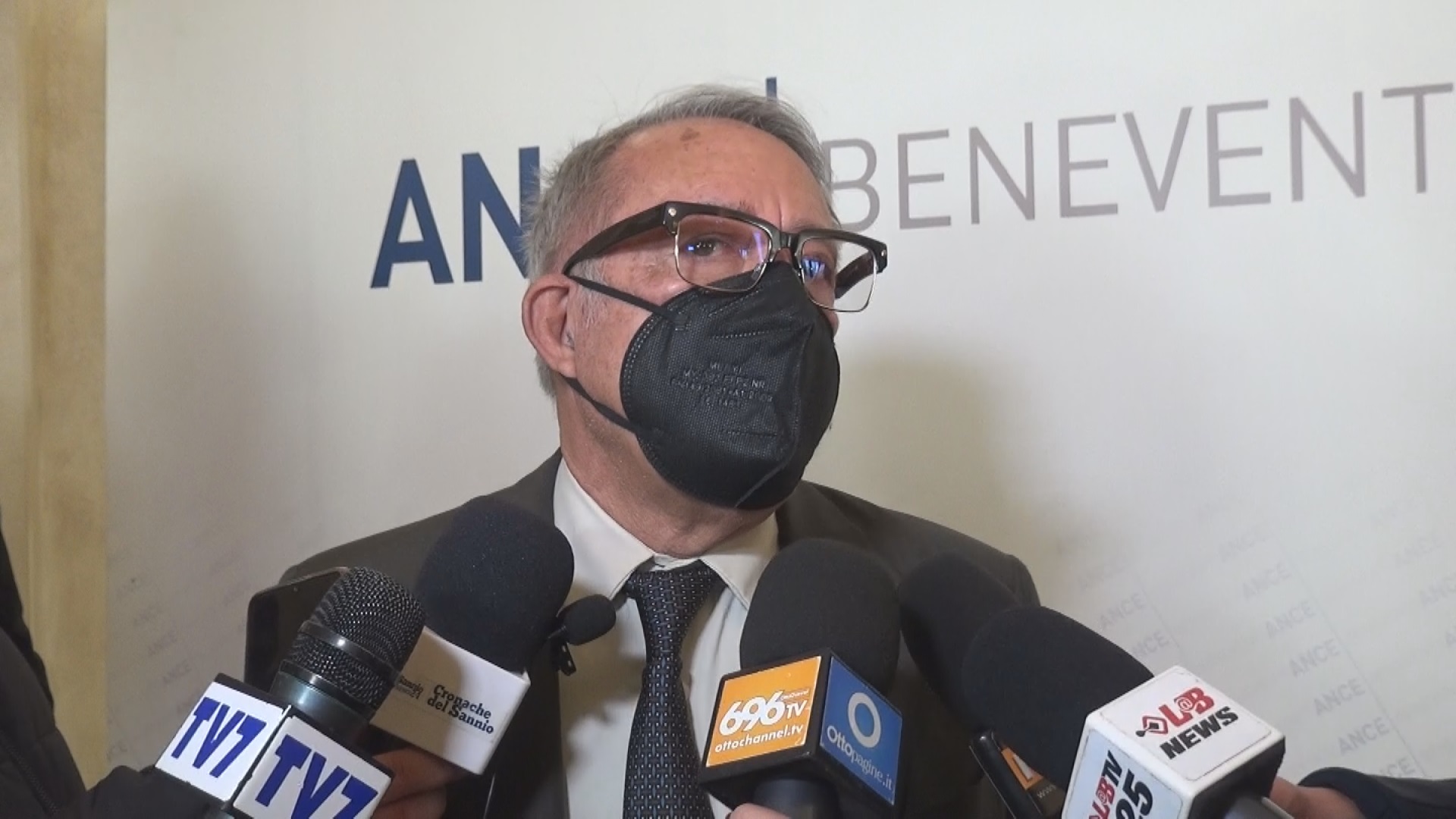 VIDEO – Benevento Calcio, Vigorito: “Le tragedie sono altre, abbiamo promesso un campionato competitivo e siamo lì”