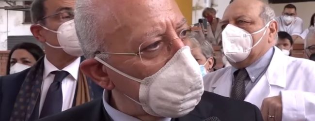 Covid, la Campania conferma obbligo mascherine in strutture sanitarie