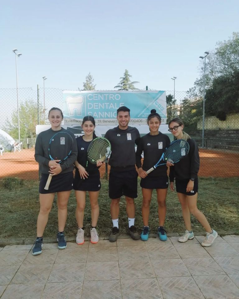 Tennis, vittoria per il CT San Giorgio del Sannio e sconfitta per il T.C. 2002