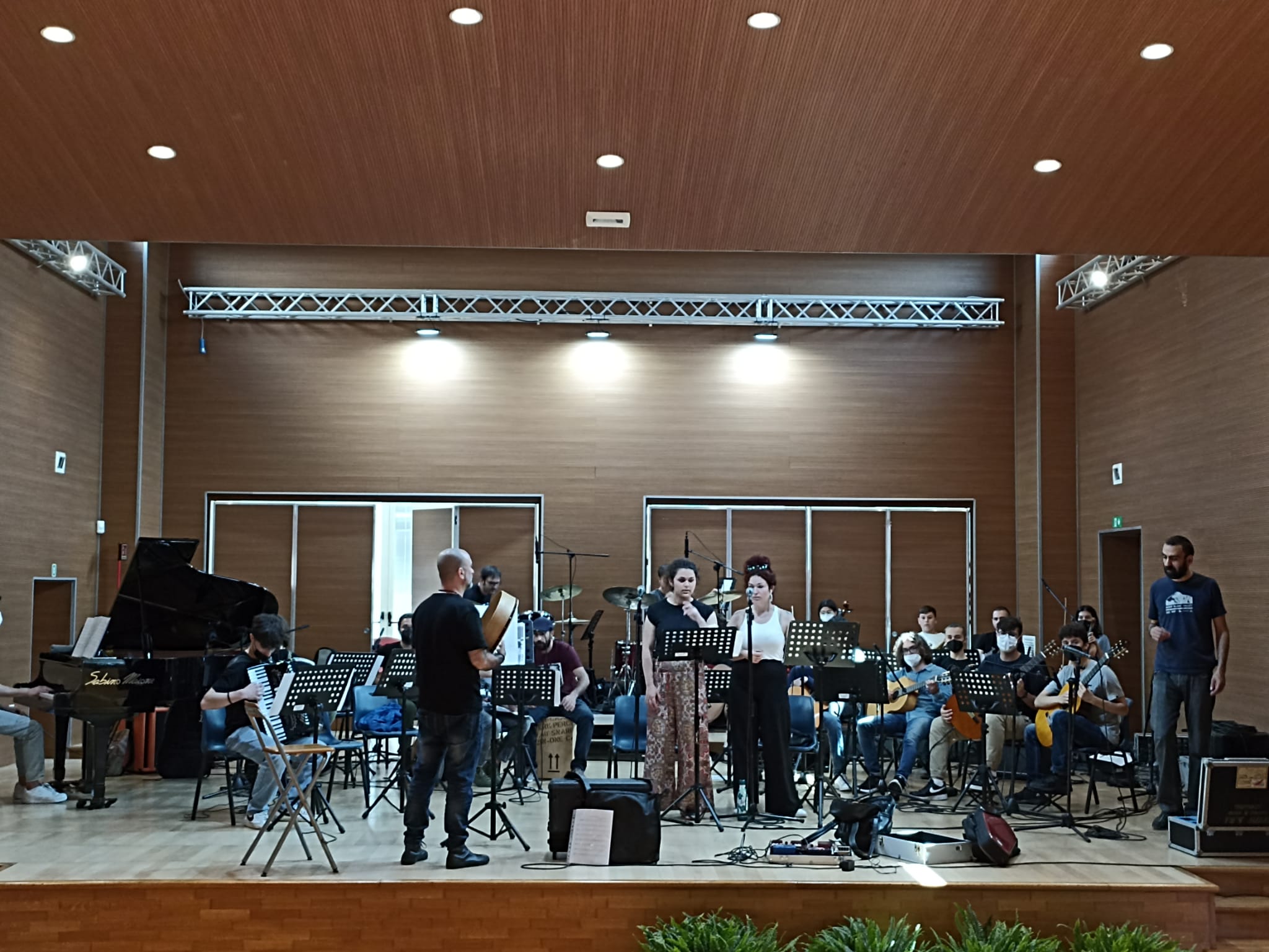 All’Auditorium “Alfonso Tanga” il concerto dell’Orchestra Etnopopolare Regionale