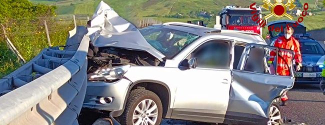 Vallesaccarda| Incidente sull’A16, muore un 59enne di Panni