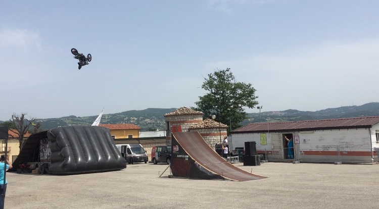 Morcone, partito alla grande il “Sud Motor Show” tra spettacoli e sicurezza