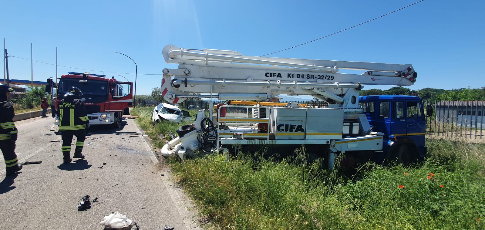 Benevento| Incidente sulla via “Vitulanese”: frontale tra una Mercedes e un camion