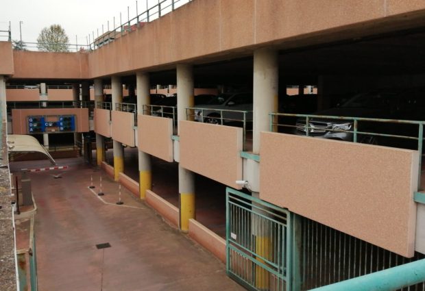 Comune diffida Trotta sui parcheggi: “vada via in quattro giorni”