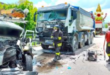 Sant’Angelo dei Lombardi, scontro tra un autocarro e un fuoristrada : due feriti