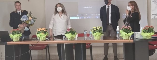 “Conoscere per prevenire”: il Liceo Giannone incontra la Polizia di Stato