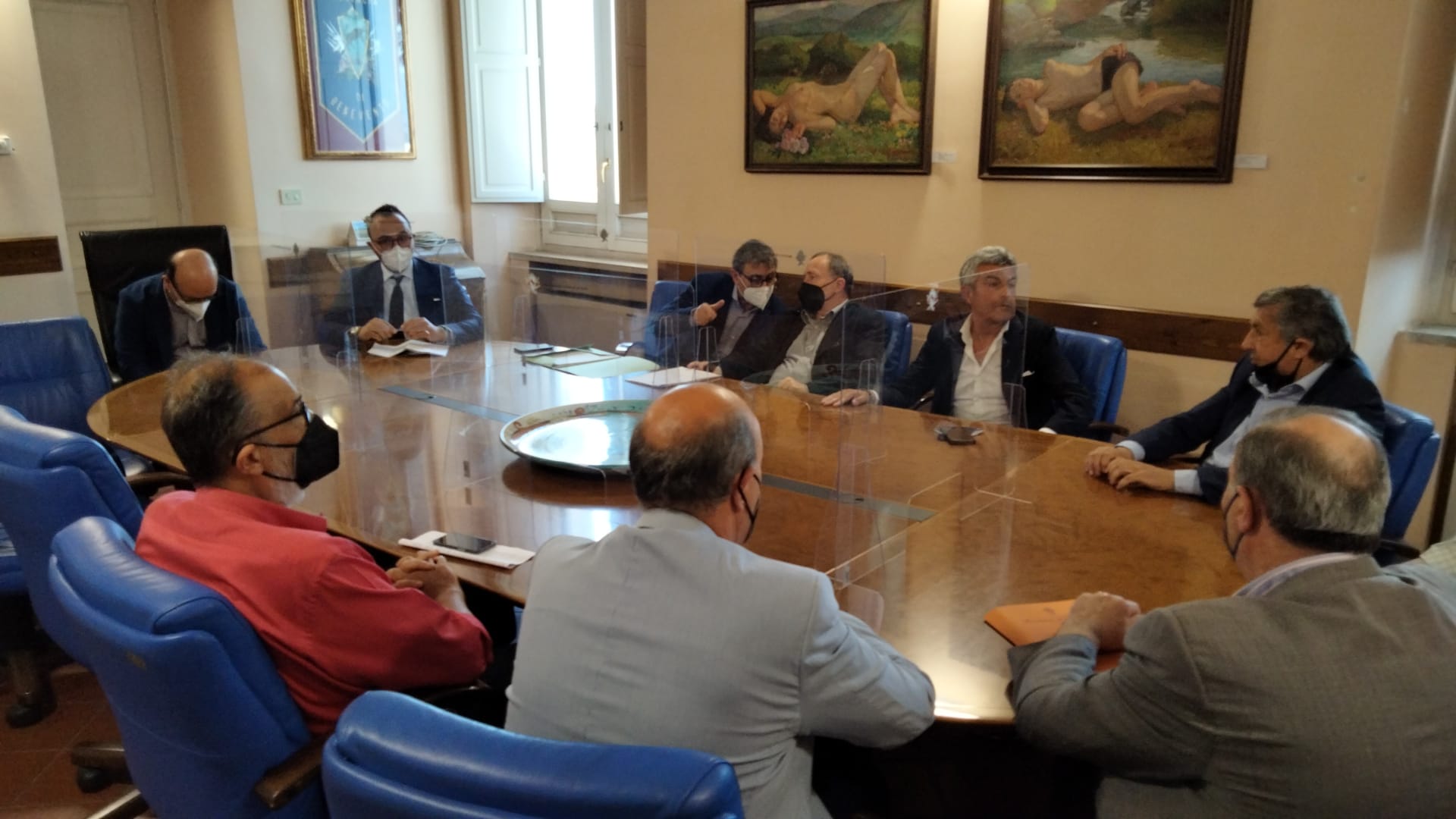 Ato, clima infuocato alla Rocca dei Rettori. Bonavitacola striglia tutti