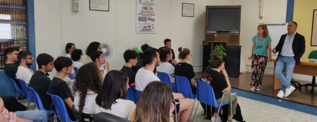 All’ Istituto Galilei Vetrone di Benevento concluso il primo ciclo triennale di biologia con curvatura biomedica