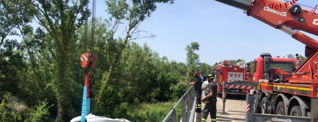 Sant’Angelo dei Lombardi| Furgone precipita dal ponte della strada provinciale 279, conducente in eliambulanza