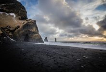 Un magico tour in Islanda, tra spiagge nere e faraglioni altissimi di basaldo