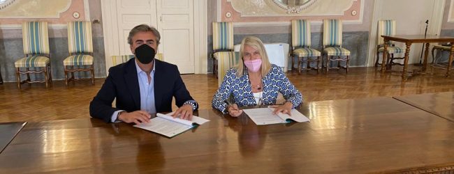 Accoglienza dei cittadini ucraini richiedenti ospitalità, firmato l’accordo tra il prefetto Spena e il sindaco di Cassano