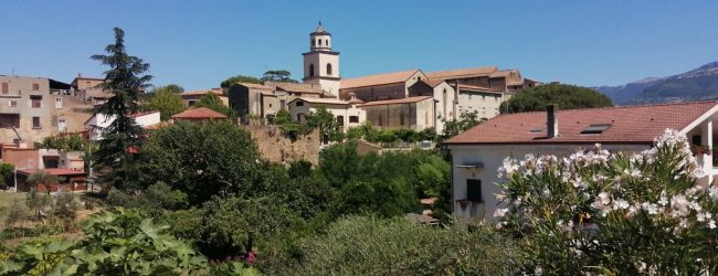 Schiaffi pugni e spintoni ai genitori, misure cautelari per un 27enne di Sant’Agata de’ Goti