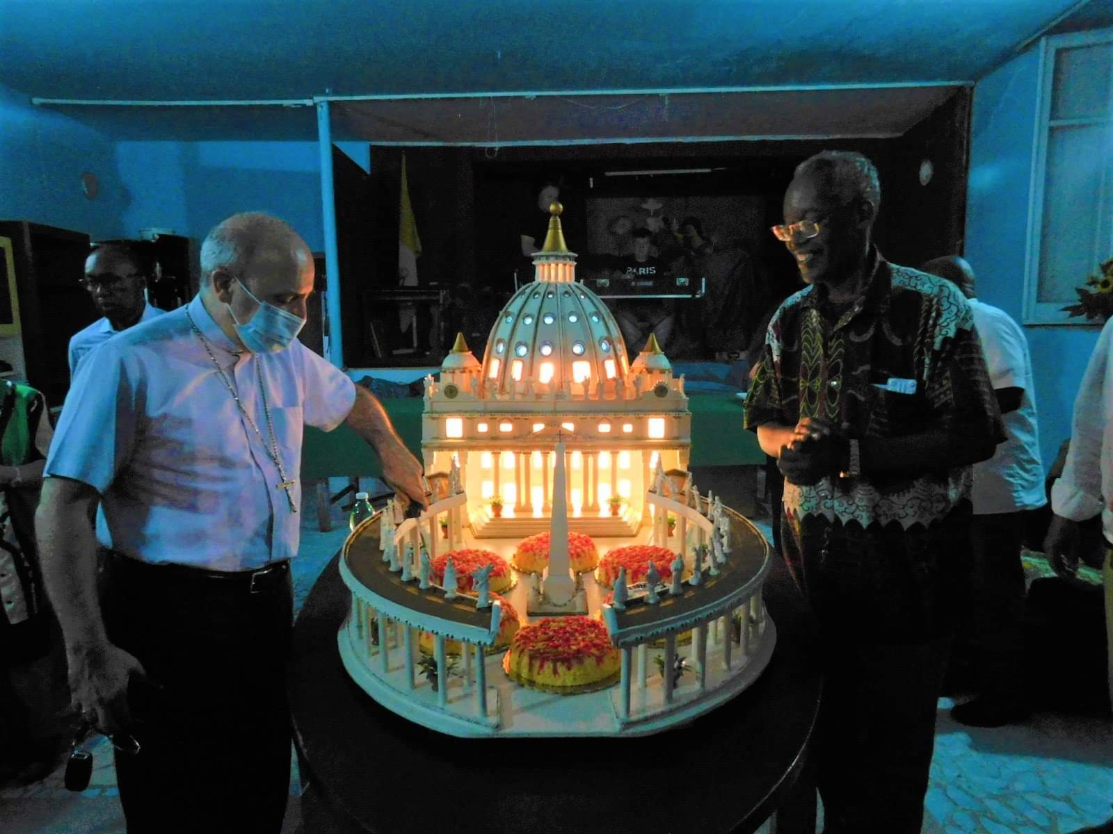 L’Arcivescovo di Benevento a San Giovanni di Ceppaloni ha celebrato i 25 anni di sacerdozio di Padre Robert