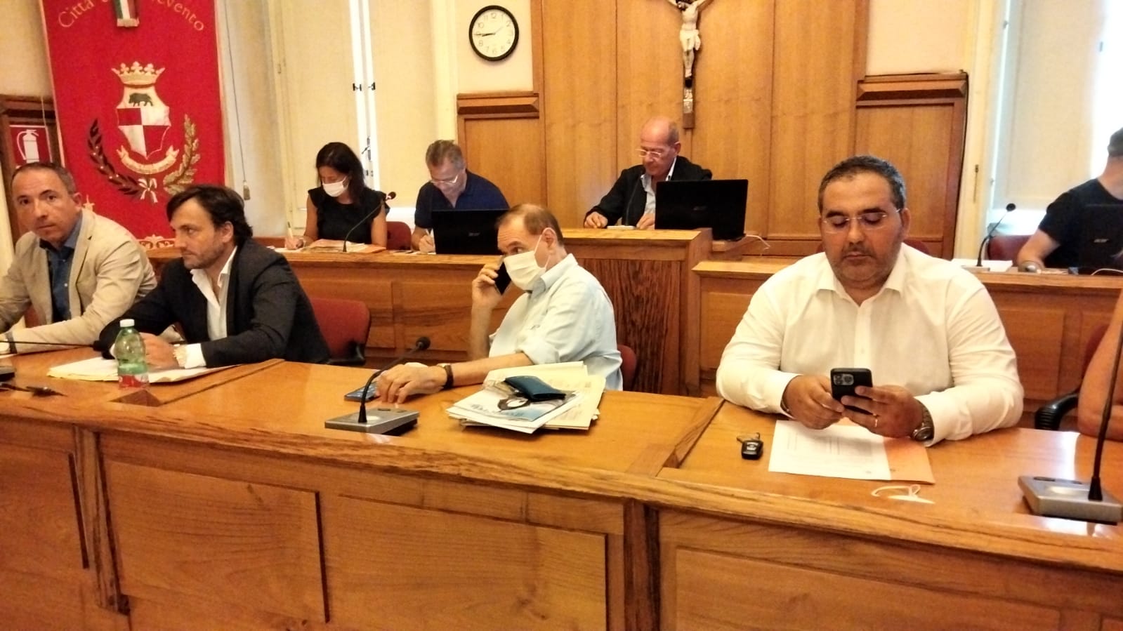 Si torna in aula il 31 e Mastella giovedi verifica la sua maggioranza. L’opposizione: presto un Consiglio sull’Osl