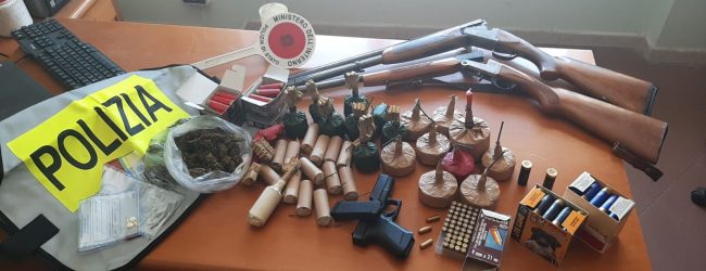 Quindici| Armi, droga e fuochi pirotecnici illegali: arrestato 41enne e denunciato il padre